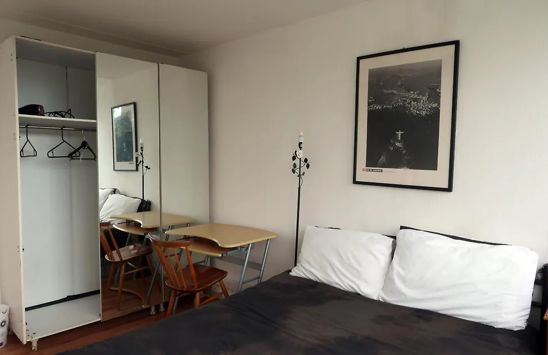 Private Rooms In Central London-1